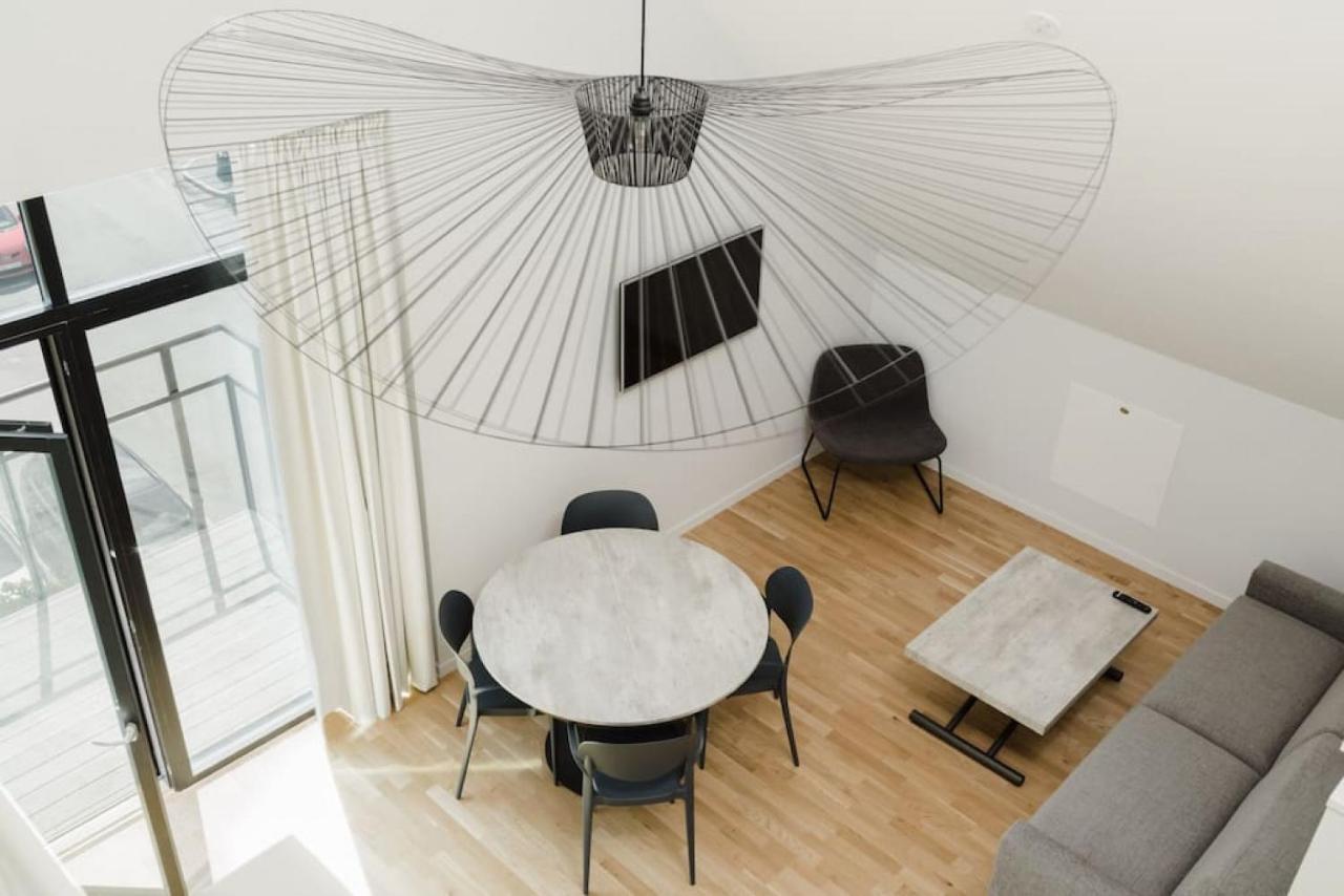 Апартаменты Sk67 Modern And Bright Loft With Free Parking Лидинго Экстерьер фото